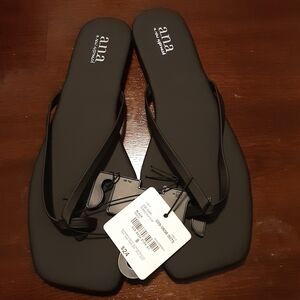 ANA Black Flip Flops Size 8